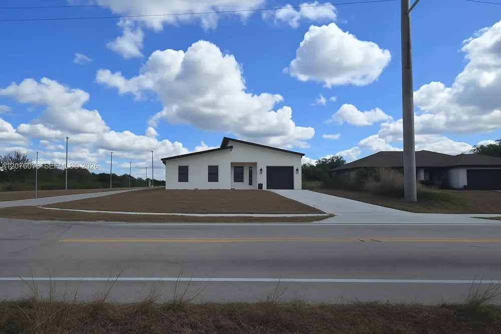 761 BELL BLVD S Lehigh Acres, FL 33974