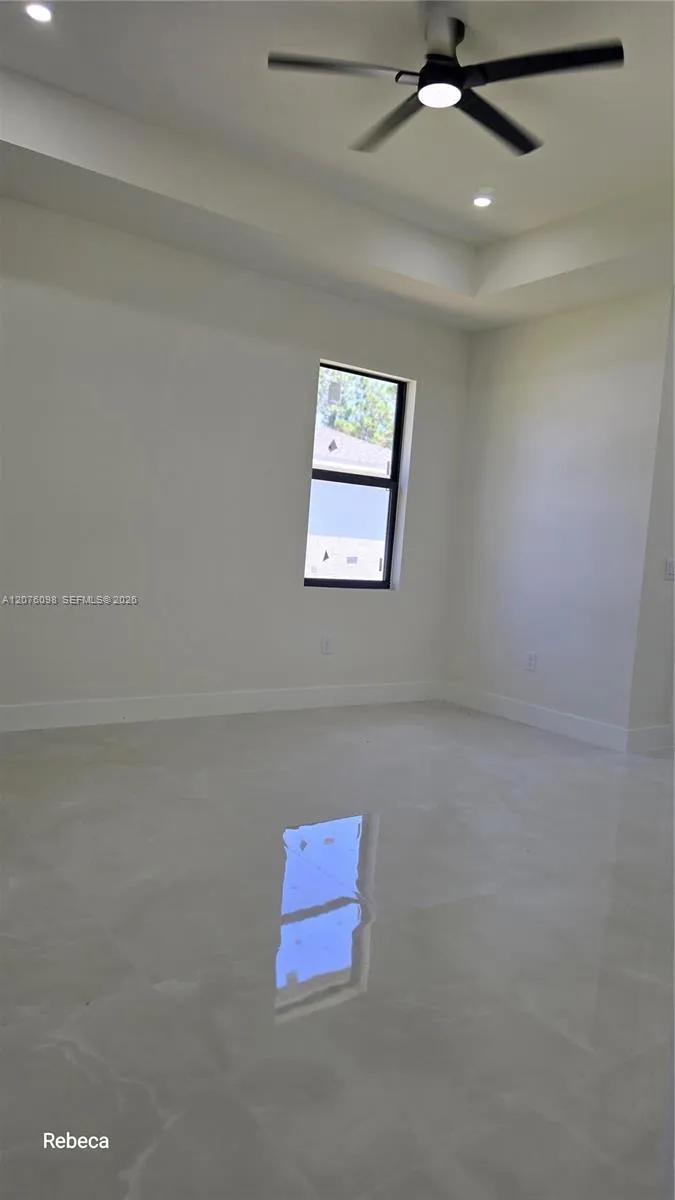 580 WOODVIEW DR Lehigh Acres, FL 33972