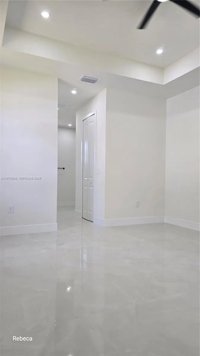580 WOODVIEW DR Lehigh Acres, FL 33972