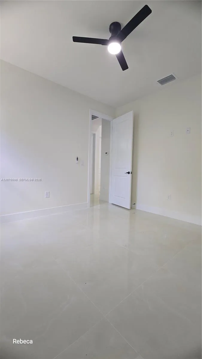 580 WOODVIEW DR Lehigh Acres, FL 33972