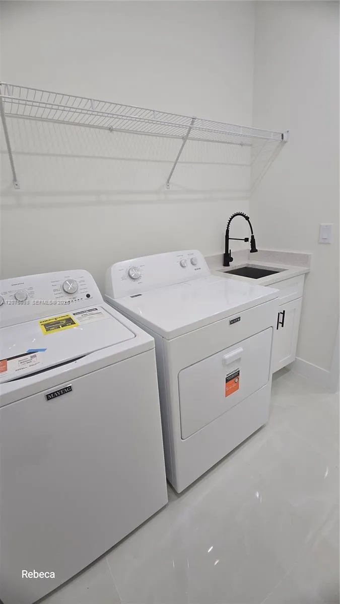580 WOODVIEW DR Lehigh Acres, FL 33972
