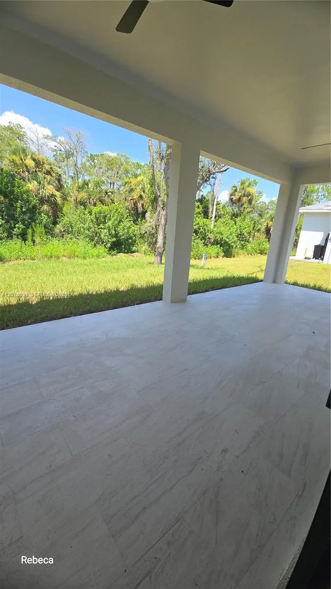 580 WOODVIEW DR Lehigh Acres, FL 33972
