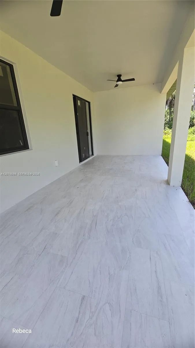 580 WOODVIEW DR Lehigh Acres, FL 33972