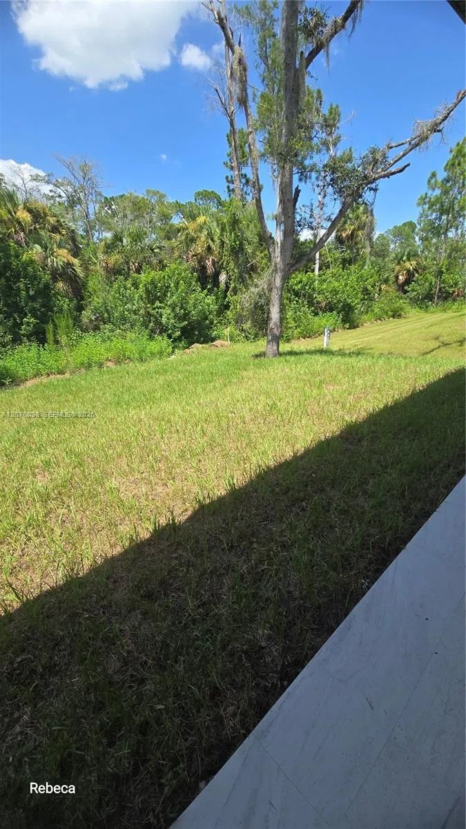 580 WOODVIEW DR Lehigh Acres, FL 33972