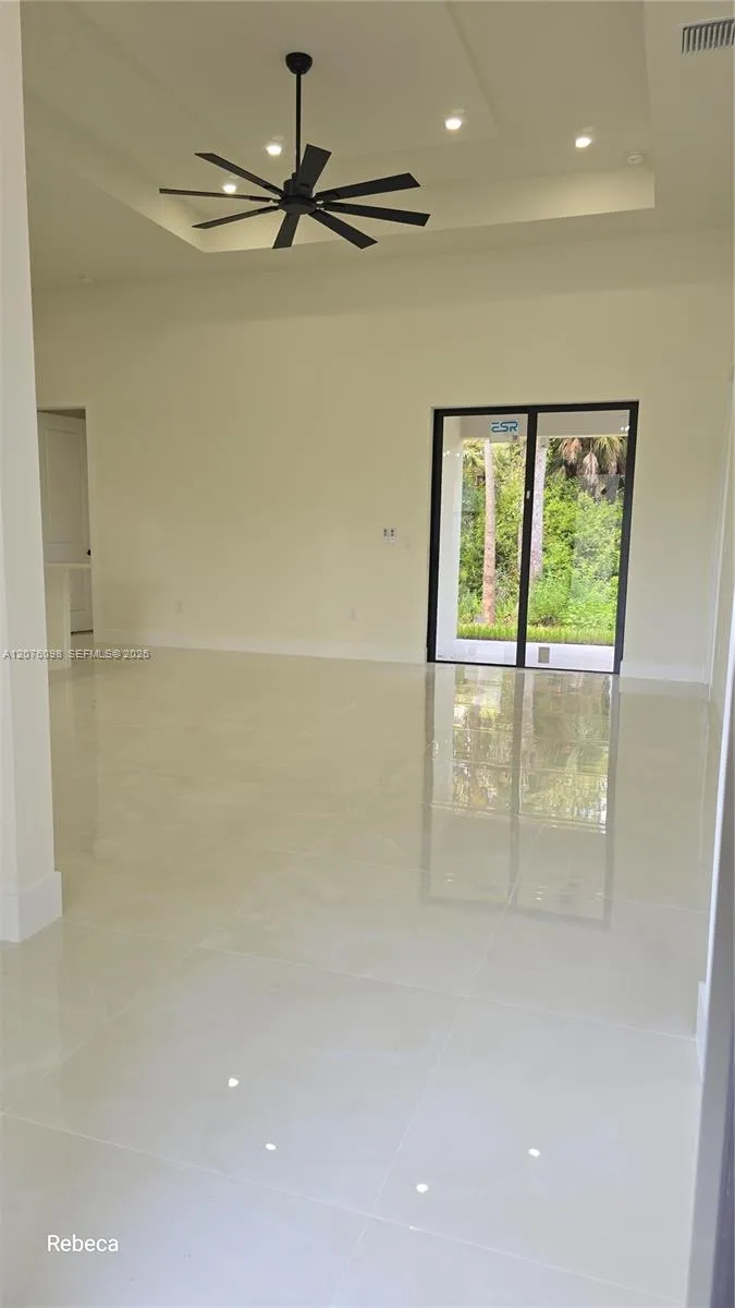 580 WOODVIEW DR Lehigh Acres, FL 33972
