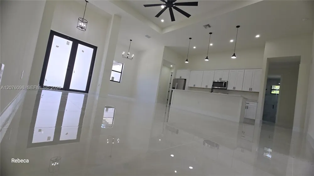 580 WOODVIEW DR Lehigh Acres, FL 33972