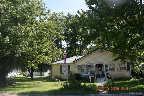 49 W Sycamore Street