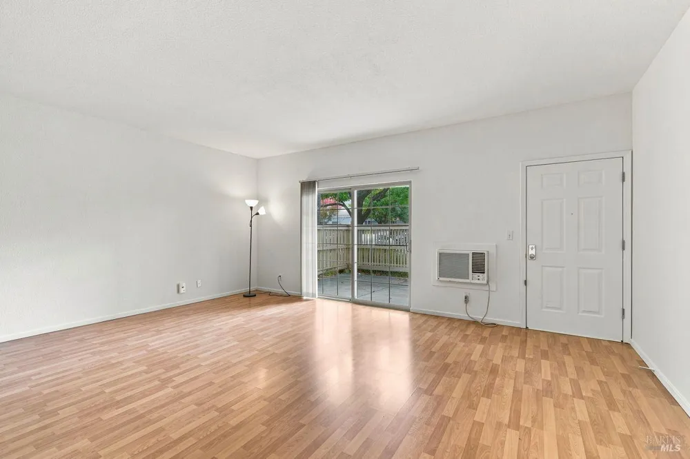 2420 Edgewater Drive ##15 Santa Rosa, CA 95407