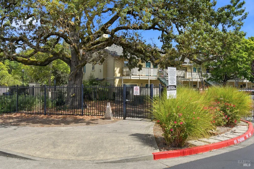 2420 Edgewater Drive ##15 Santa Rosa, CA 95407