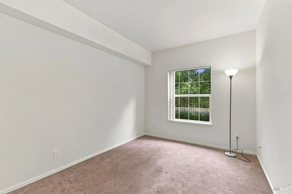 2420 Edgewater Drive ##15 Santa Rosa, CA 95407