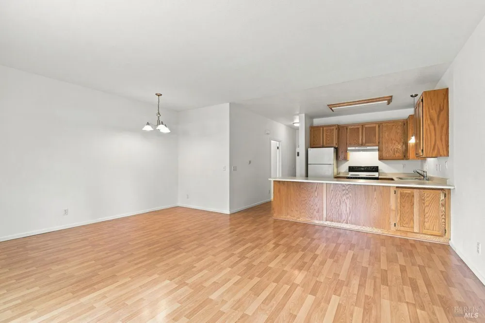 2420 Edgewater Drive ##15 Santa Rosa, CA 95407