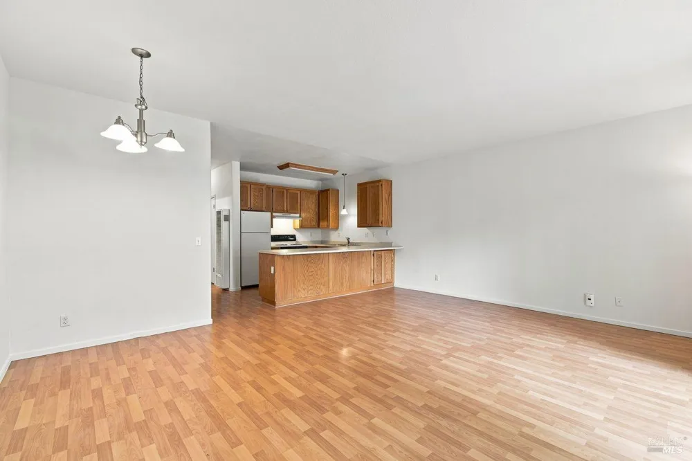 2420 Edgewater Drive ##15 Santa Rosa, CA 95407