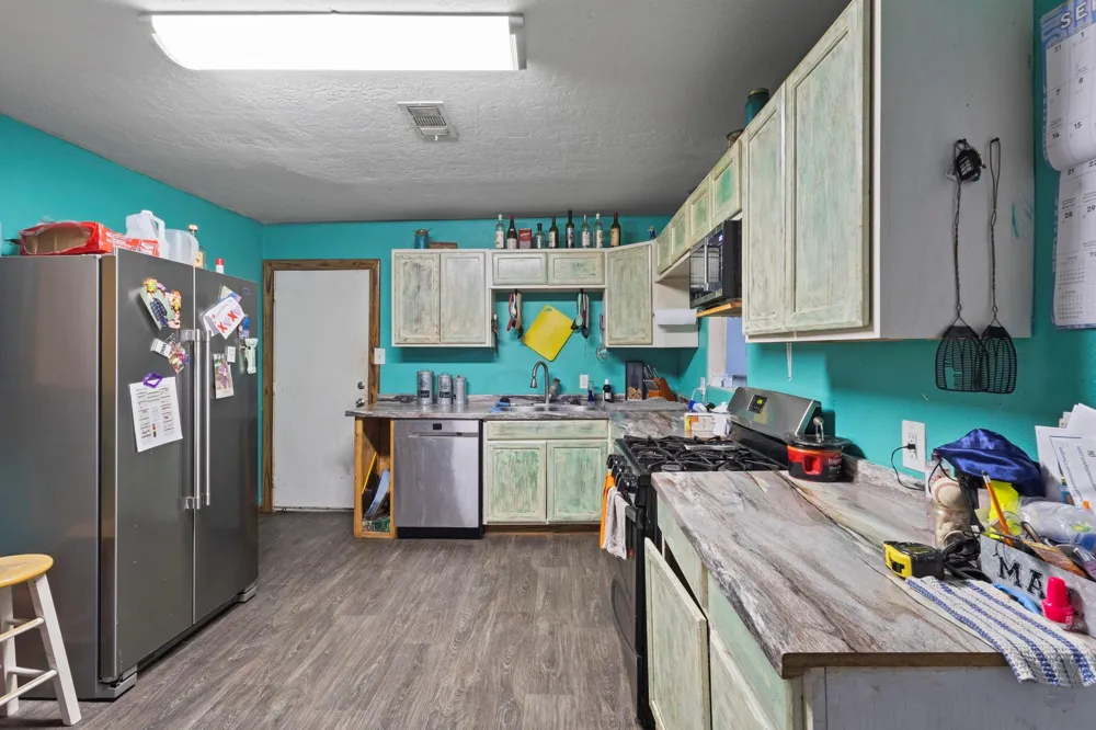 315 3rd Street Nederland, TX 77627