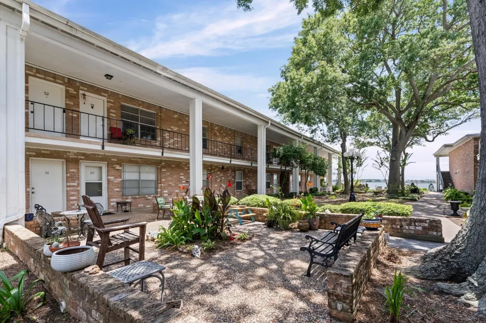3535 Nasa Rd 1 Parkway #92 Seabrook, TX 77586