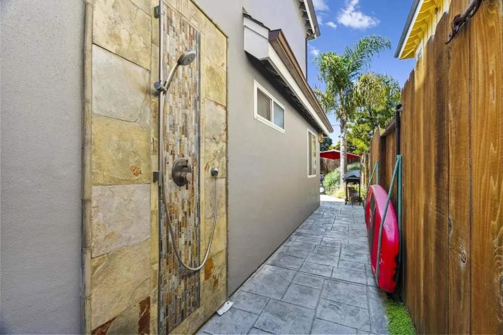 175 25th Avenue Santa Cruz, CA 95062