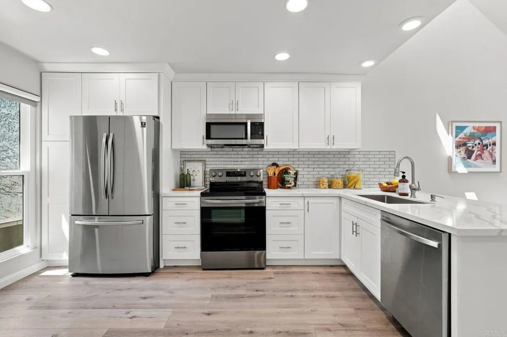 7559 GIBRALTAR STREET #15 Carlsbad, CA 92009