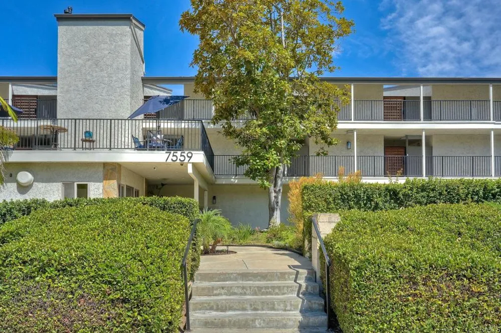 7559 GIBRALTAR STREET #15 Carlsbad, CA 92009