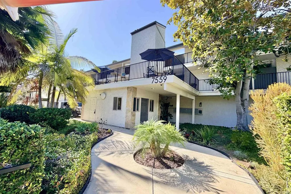 7559 GIBRALTAR STREET #15 Carlsbad, CA 92009