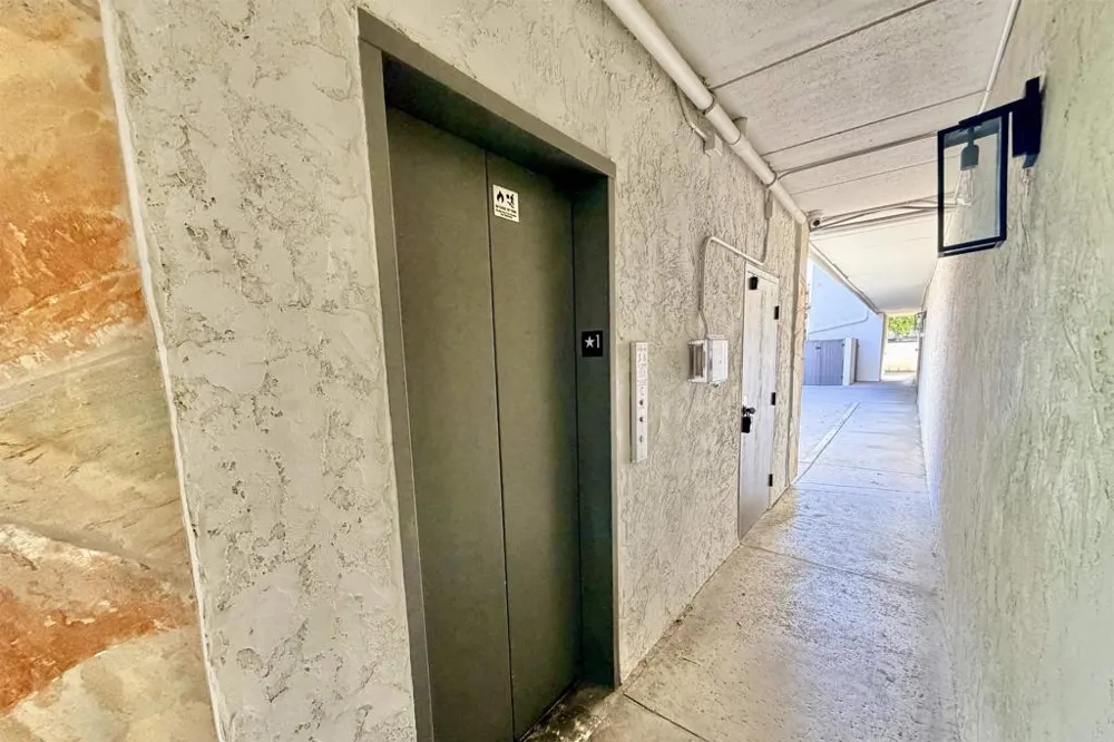 7559 GIBRALTAR STREET #15 Carlsbad, CA 92009