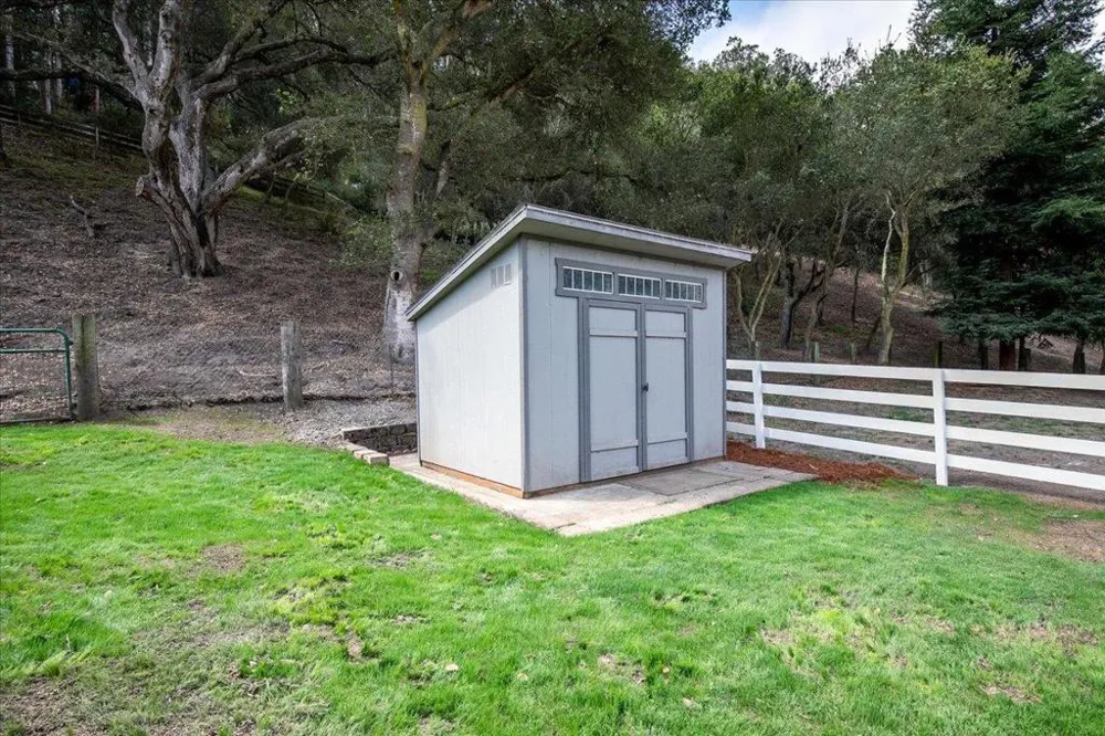 800 Lewis Road Royal Oaks, CA 95076