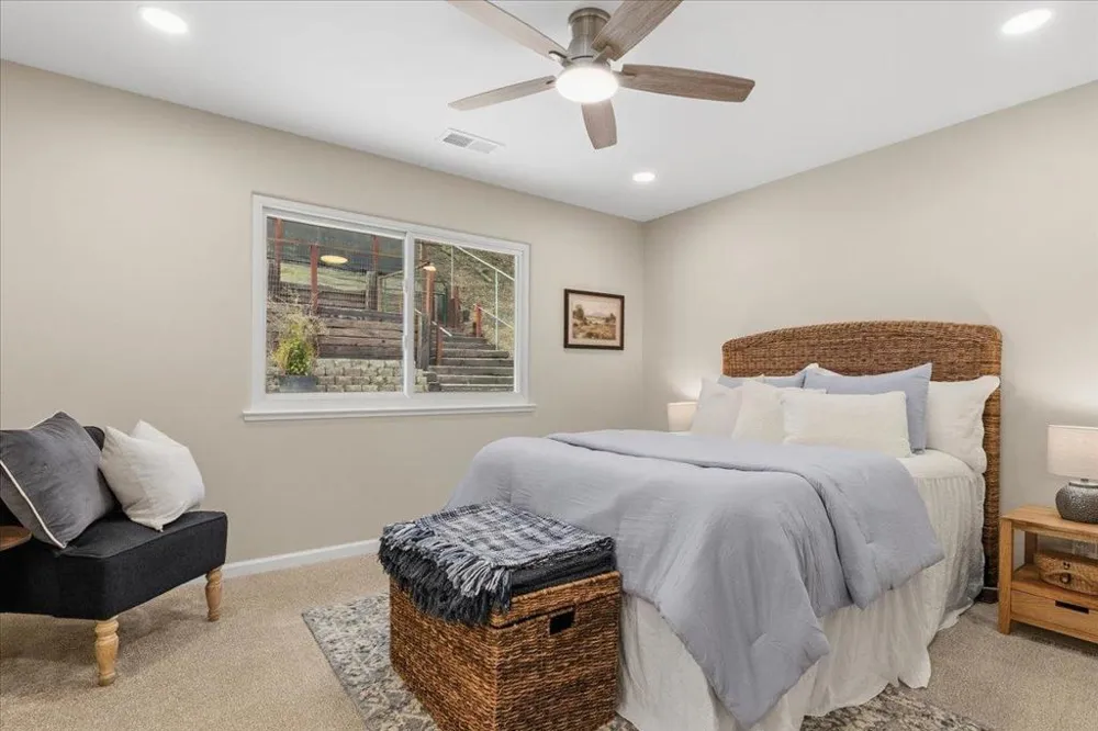 800 Lewis Road Royal Oaks, CA 95076