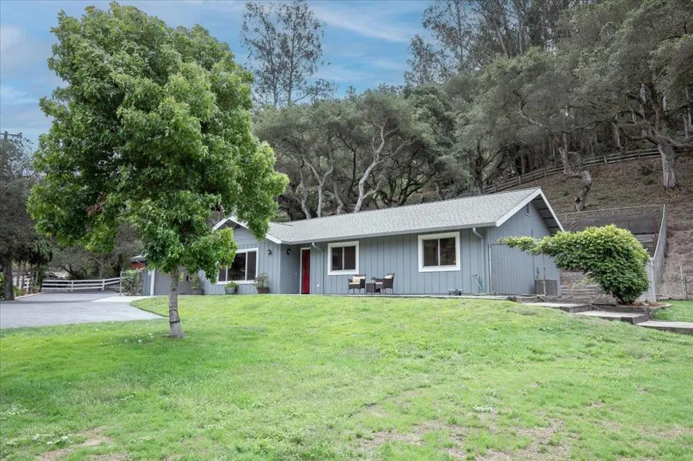 800 Lewis Road Royal Oaks, CA 95076