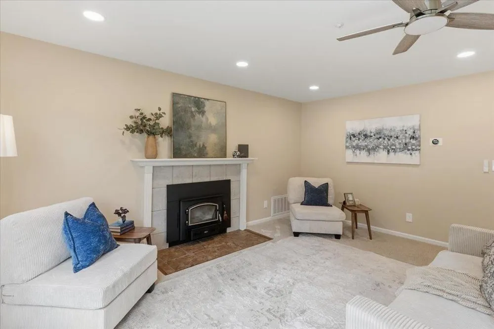 800 Lewis Road Royal Oaks, CA 95076