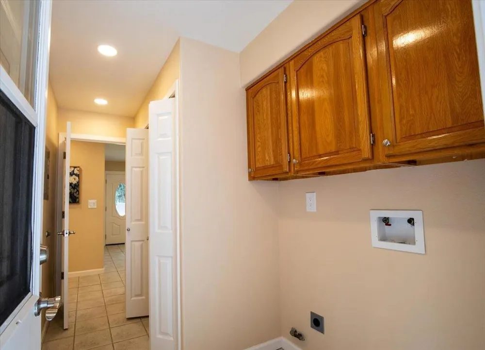 800 Lewis Road Royal Oaks, CA 95076