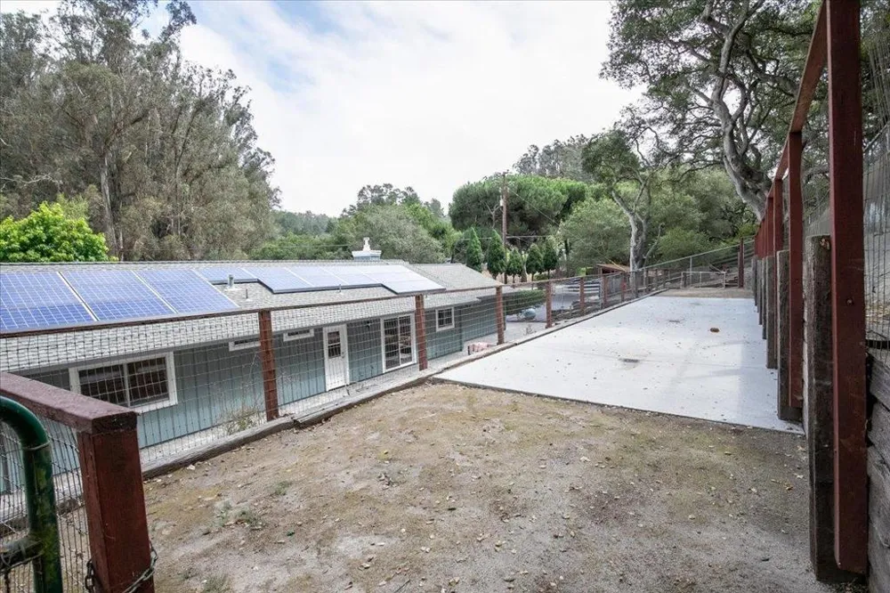 800 Lewis Road Royal Oaks, CA 95076