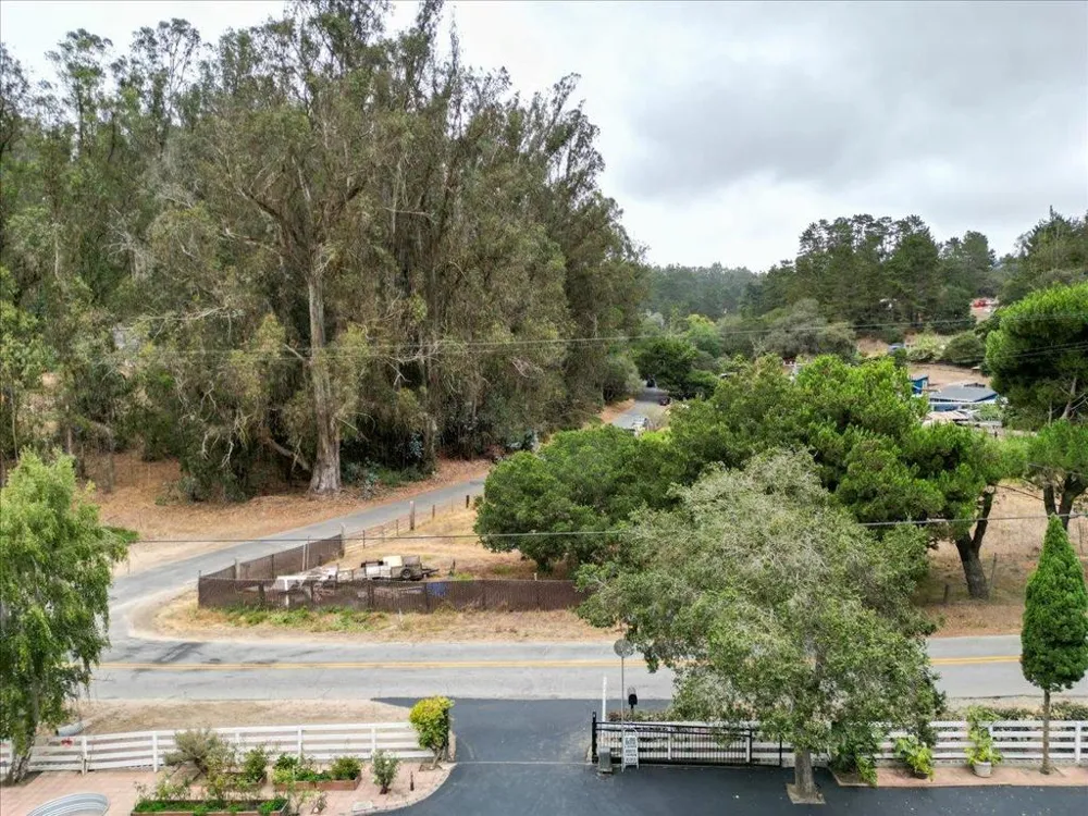 800 Lewis Road Royal Oaks, CA 95076