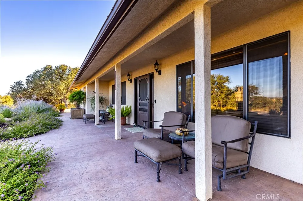 7485 Monterey Paso Robles, CA 93446