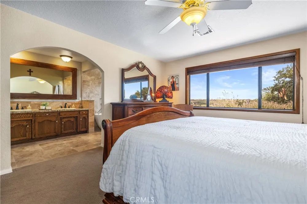 7485 Monterey Paso Robles, CA 93446