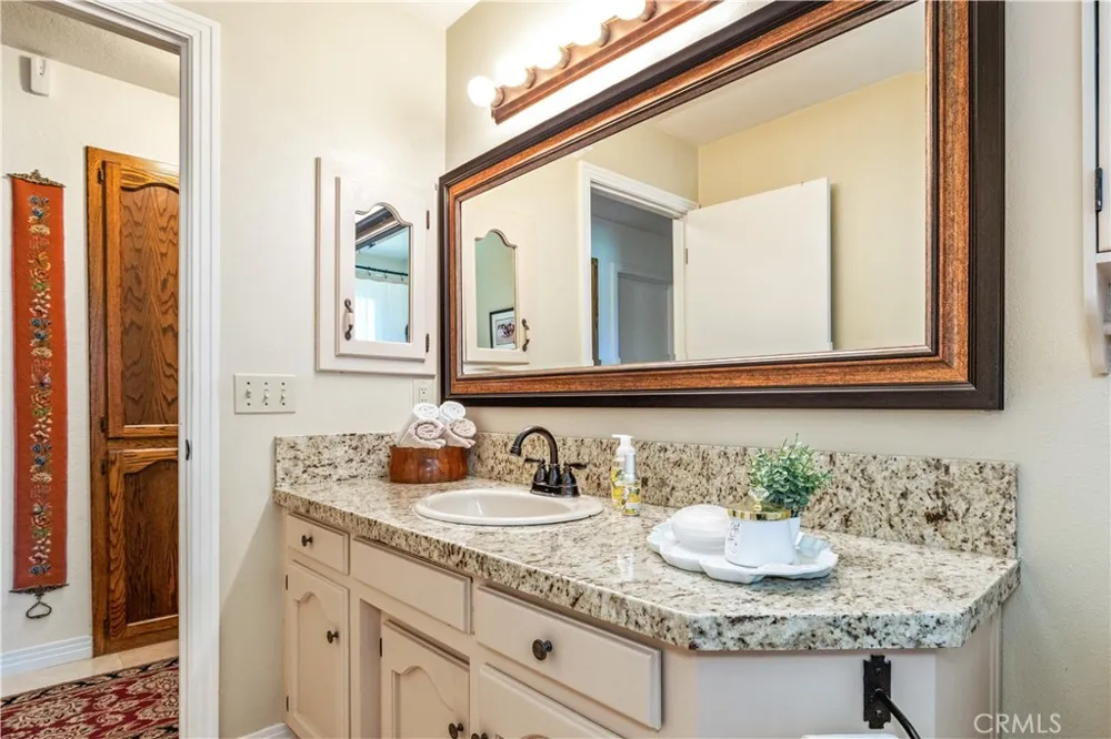 7485 Monterey Paso Robles, CA 93446