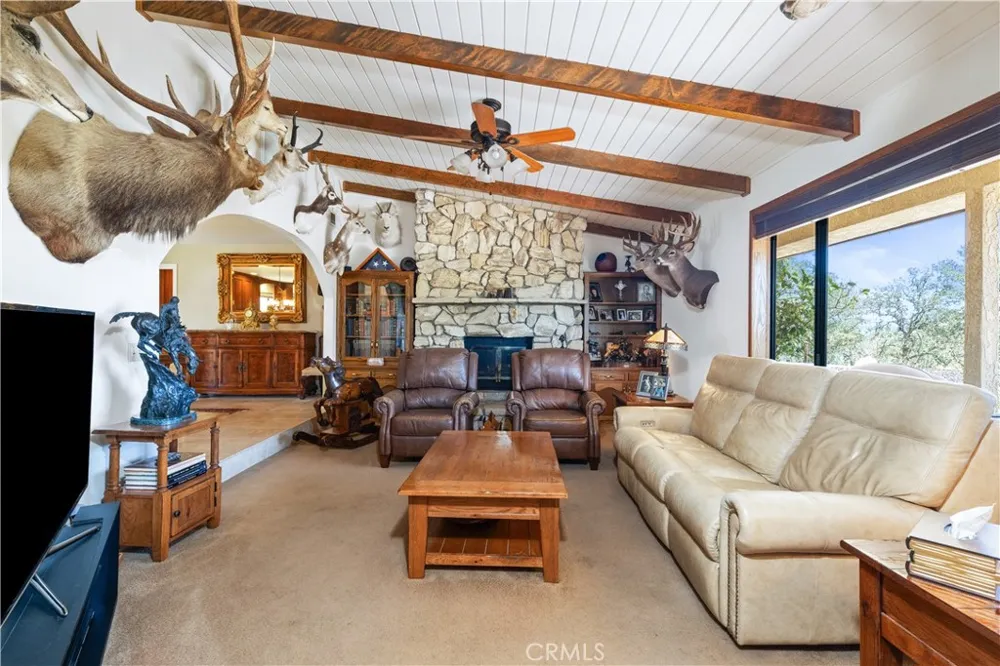 7485 Monterey Paso Robles, CA 93446