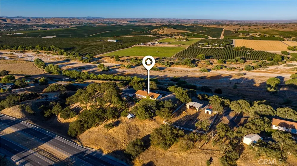 7485 Monterey Paso Robles, CA 93446