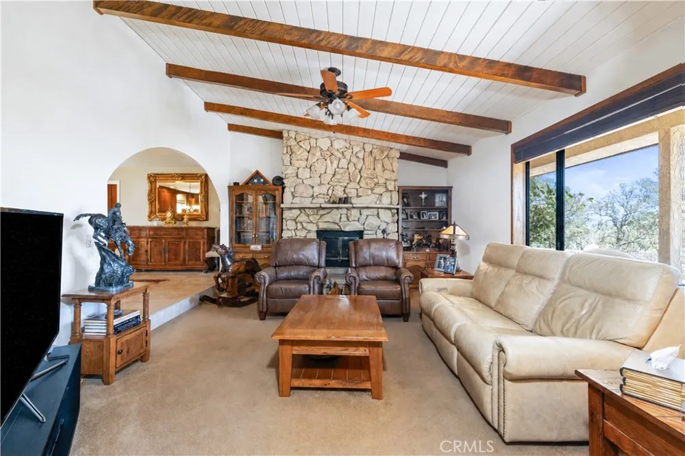 7485 Monterey Paso Robles, CA 93446