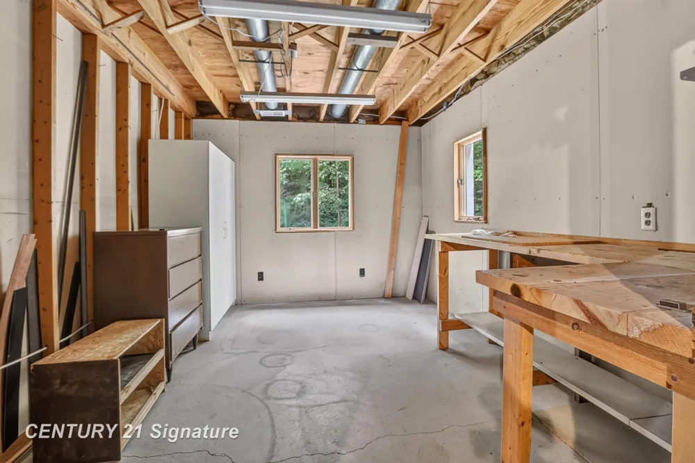 3846 E Monroe Road Larkin Charter Township, MI 48642