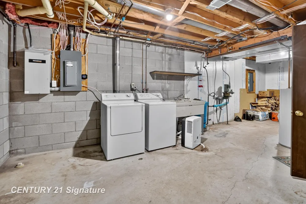 3846 E Monroe Road Larkin Charter Township, MI 48642
