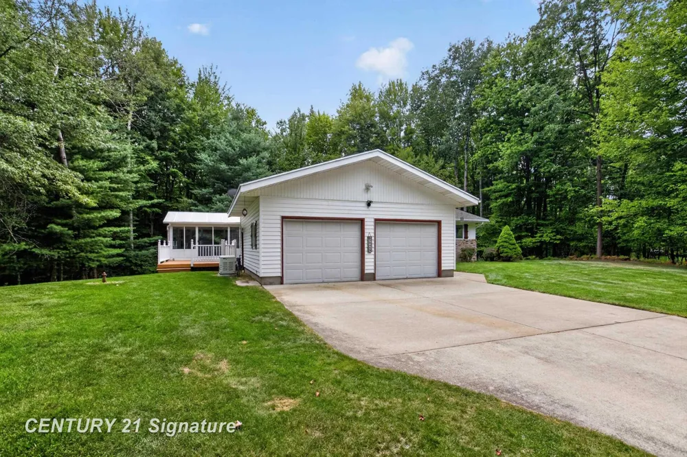 3846 E Monroe Road Larkin Charter Township, MI 48642
