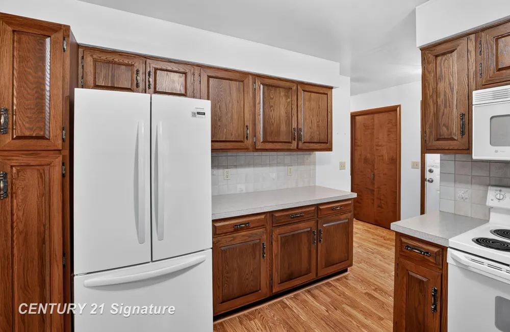 3846 E Monroe Road Larkin Charter Township, MI 48642