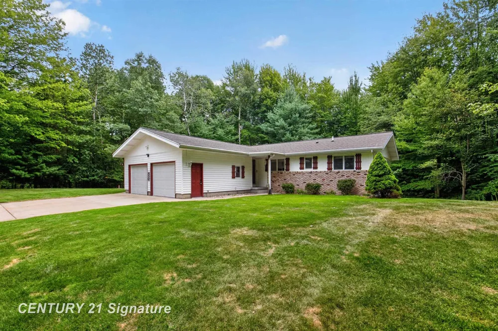 3846 E Monroe Road Larkin Charter Township, MI 48642