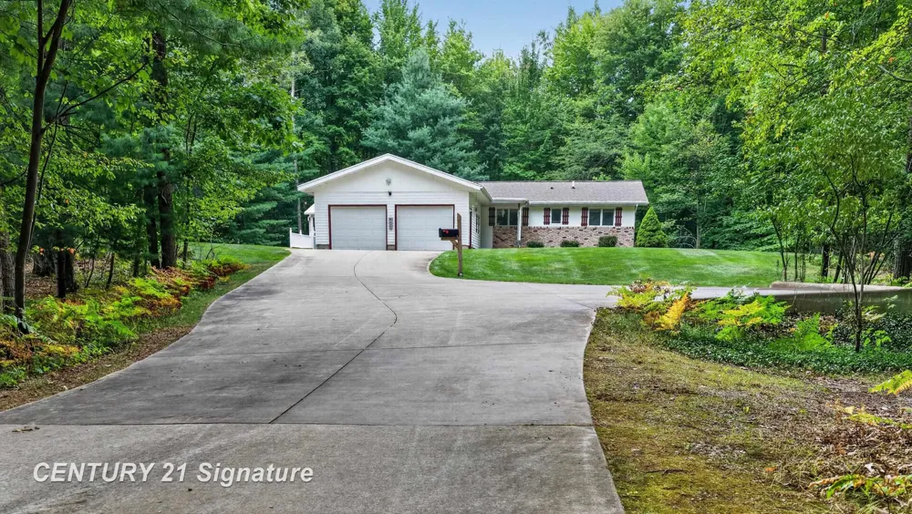 3846 E Monroe Road Larkin Charter Township, MI 48642