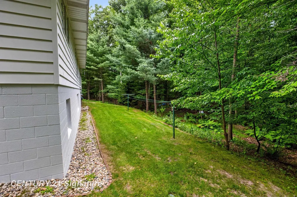3846 E Monroe Road Larkin Charter Township, MI 48642