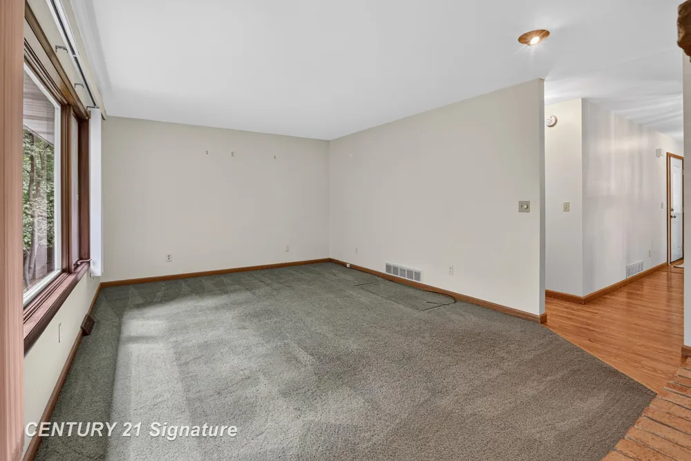 3846 E Monroe Road Larkin Charter Township, MI 48642