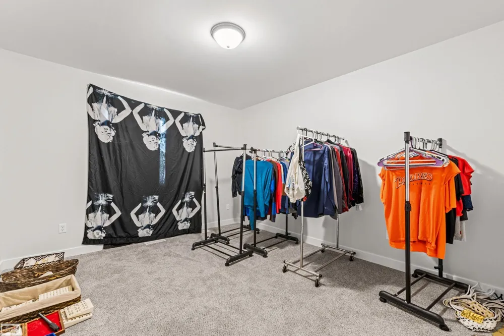 43253 Sams Lane Chesterfield Township, MI 48047