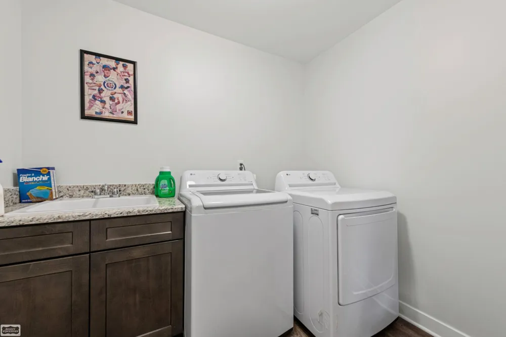 43253 Sams Lane Chesterfield Township, MI 48047