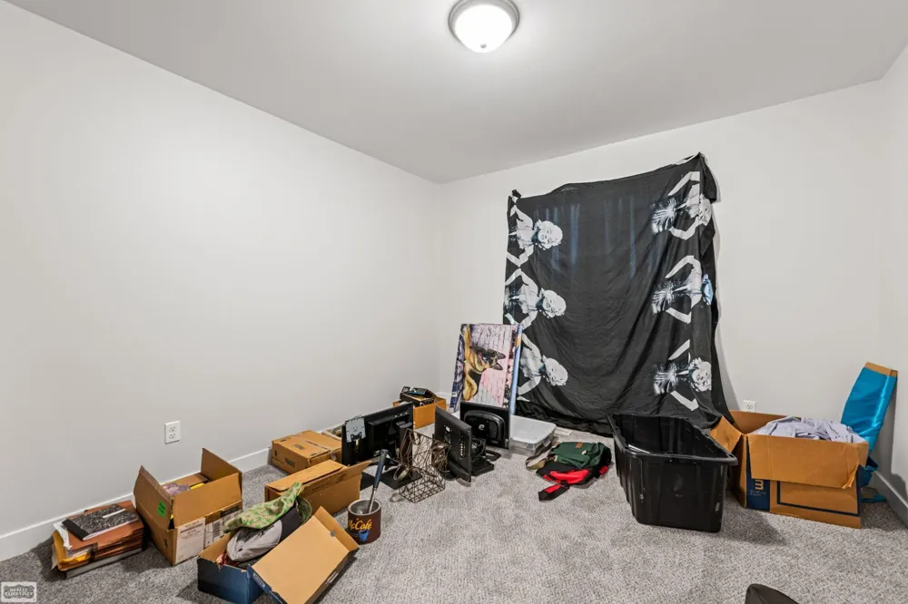 43253 Sams Lane Chesterfield Township, MI 48047