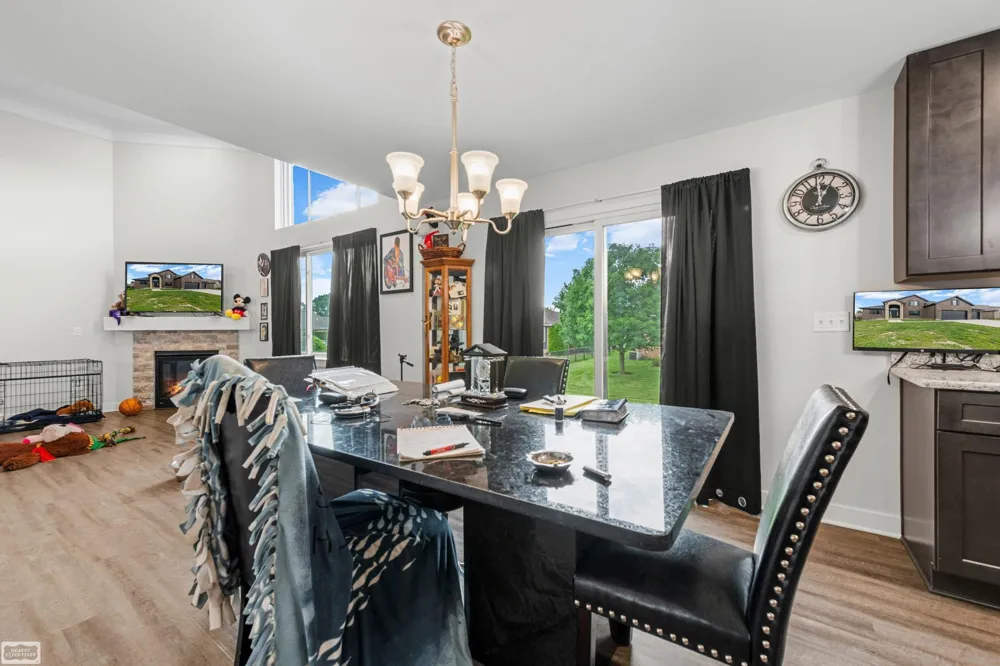 43253 Sams Lane Chesterfield Township, MI 48047