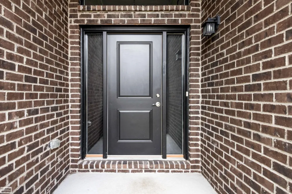 43253 Sams Lane Chesterfield Township, MI 48047