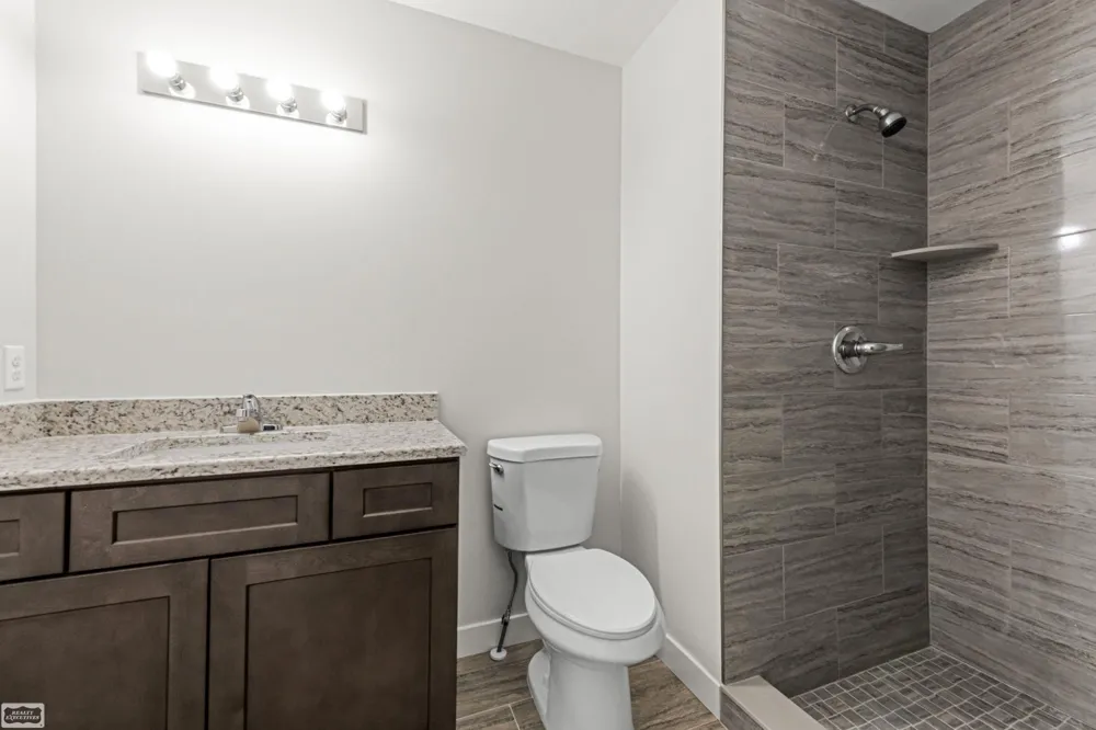 43253 Sams Lane Chesterfield Township, MI 48047